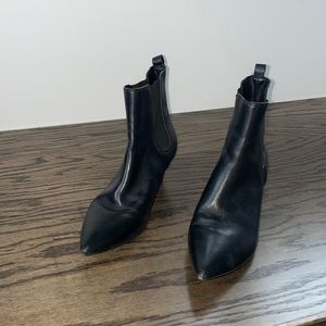 Kendall & Kylie Black Boots 9